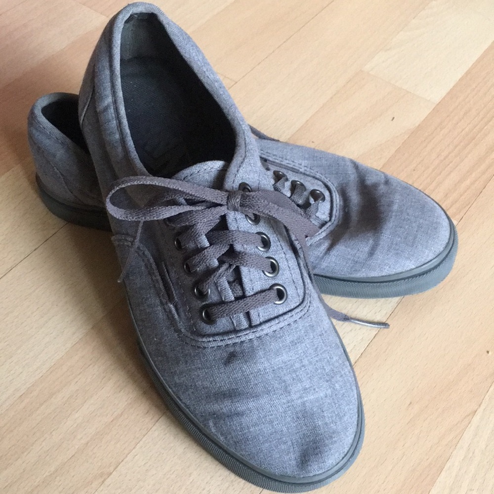 Men’s/Women’s Grey Vans